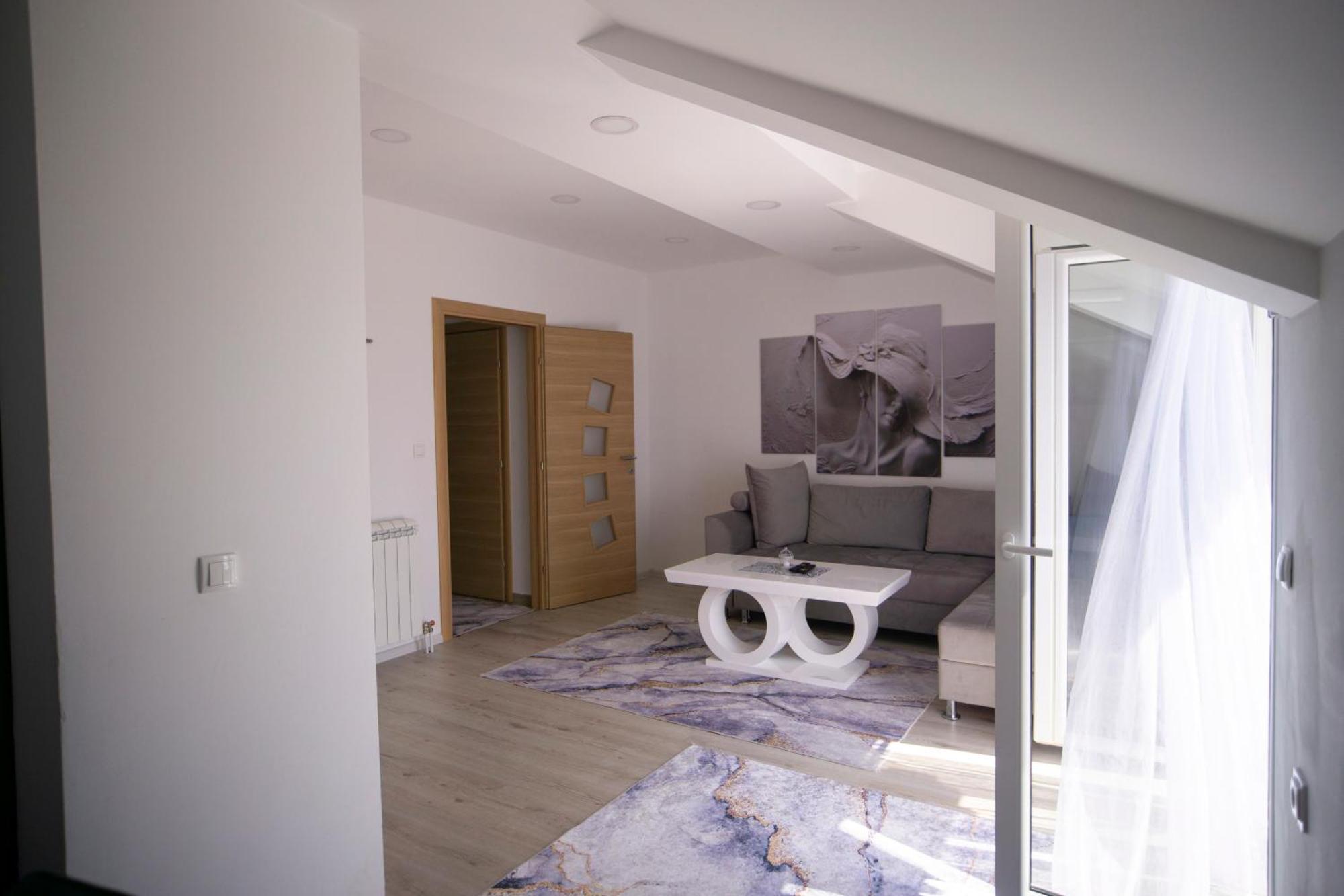 Luxury Apartments Milicevic Trebinje Exterior photo